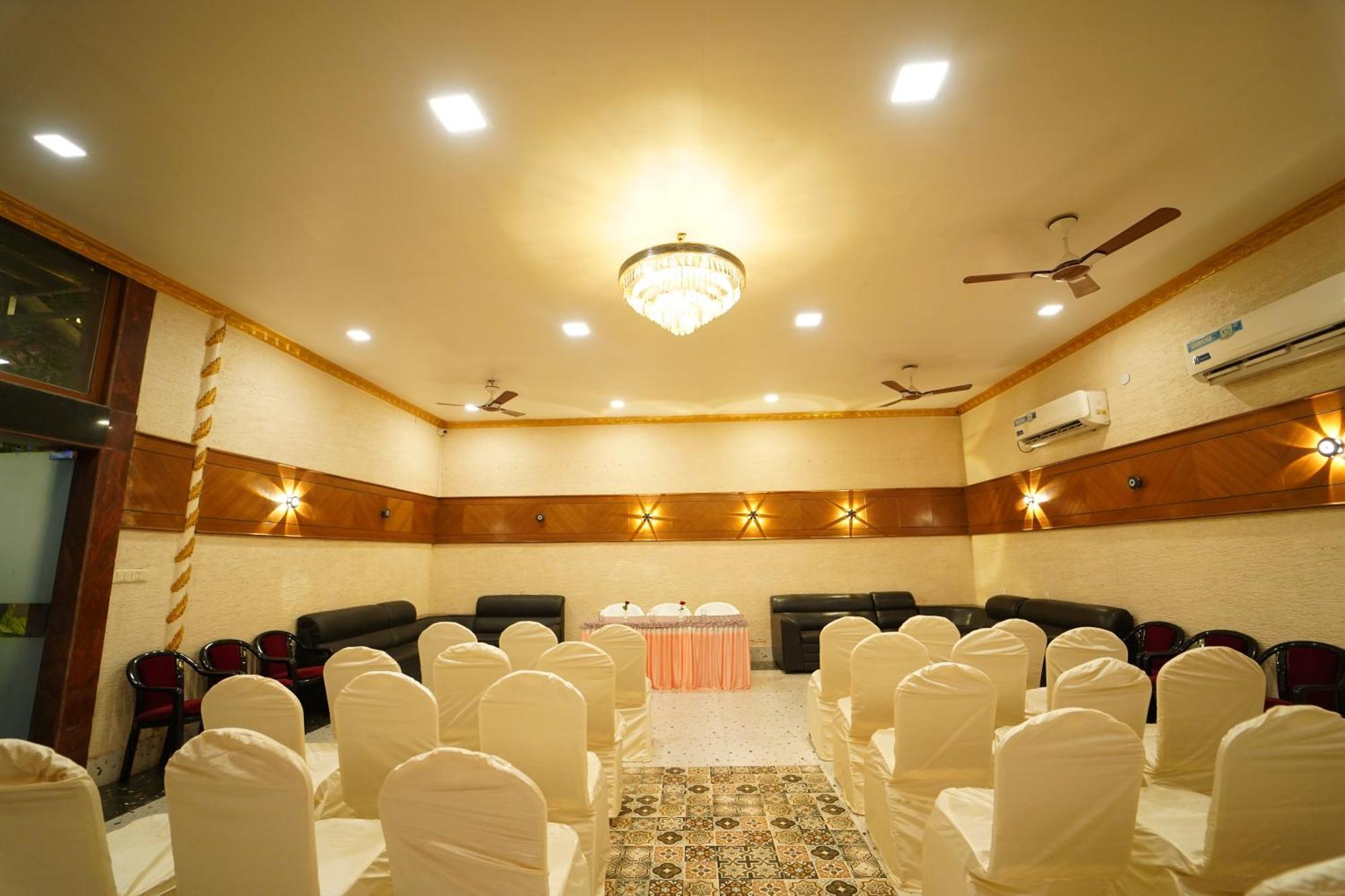 Hotel Ananta Sayana Bhubaneswar Exterior foto